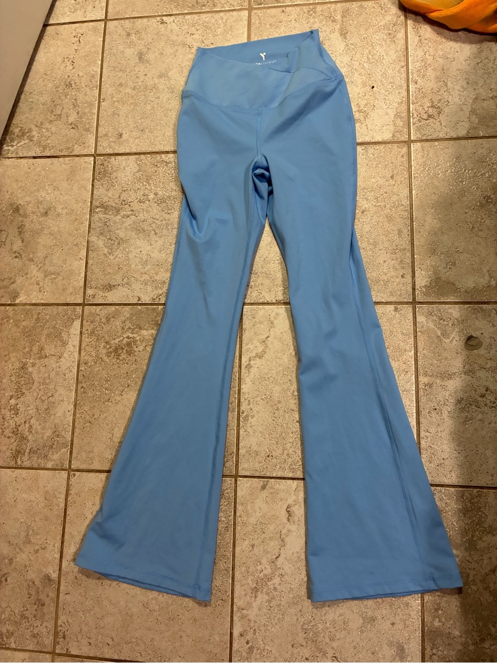 Light Blue Flared Yoga Pants yogalicious size small